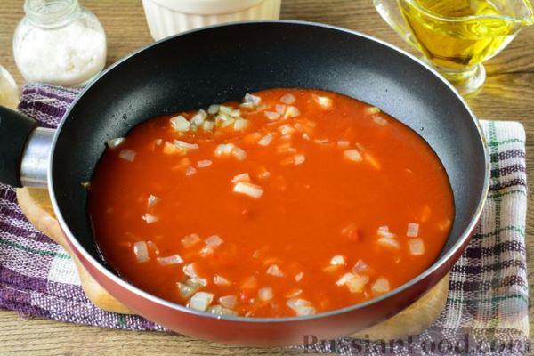 Макароны с фасолью в томатном соусе