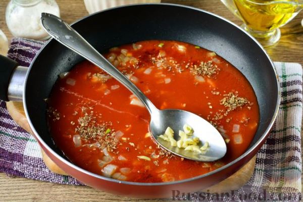 Макароны с фасолью в томатном соусе